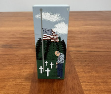 2001 Cat's Meow Village Shelf Sitter Accessory - GOD BLESS AMERICA #01-909 Rare picture