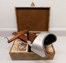 Antique 1901 Underwood & Underwood Sun Sculpture Stereoscope Viewer & 85 Cards picture