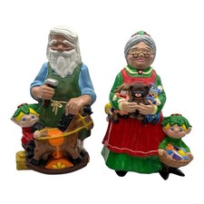 Vintage 1981 Santa & Mrs Claus Figurines Elves Toys Hand Painted Christmas Pair picture