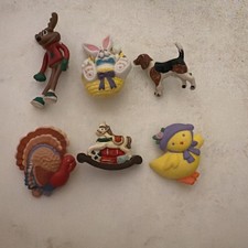6 Hallmark Lapel Pins Shirt Tales Animals  Valentines Day Be Happy picture