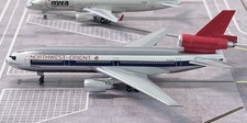 DRAGON WINGS 55209 MCDONNELL DOUGLAS DC-10-40 NORTHWEST ORIENT N141US 1/400 picture
