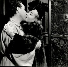 LD238 1938 Original Photo HOTTEST KISSES OF 1938 J CARROL NAISH JUDITH BARRETT picture