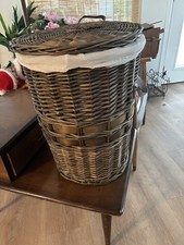 Large Vtg Round Wicker Rattan Storage Laundry Basket - 19
