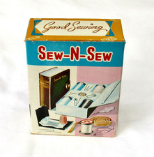 Excellent Vintage 60's Sew-N-Sew Mini Book Travel Sewing Kit Orig Box- Hong Kong picture