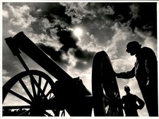 LG72 1986 Original Diedra Laird Photo 22ND GA HEAVY ARTILLERY Cane Creek Park picture