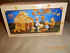 Precious Moments-Fall Festival-Lighted Barn-7 Total pieces-w/box-732494-Mint picture