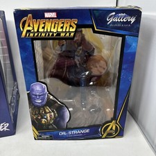 Diamond Select Avengers: Infinity War Dr. Strange PVC Diorama, Gallery Diorama  picture