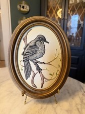 Boehm Porcelain Fledgling Wall Art Bas-Relief Oval Frame picture