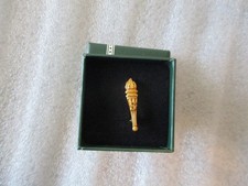 VINTAGE 10K NATIONAL JUNIOR HONOR SOCIETY TORCH LAPEL PIN - SMALL -BALFOUR-1.26g picture