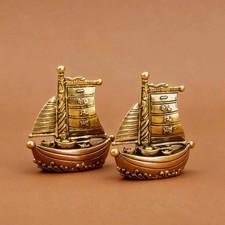 1pc Vintage Brass Sailing Ship Figurine Nautical Desktop Ornament Home Office De picture