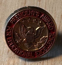 Vintage President's Award For Educational Excellence Lapel Pin Red            j2 picture