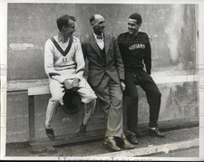 1933 Press Photo track stars N Penrose Hallowell Eddie Farrell Albert Hallowell picture