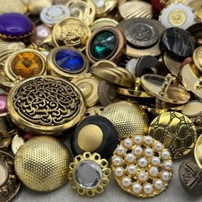 100 Best Premium MIXED LOT All Kinds Of GOLD & ANTIQUE GOLD Buttons All Sizes picture