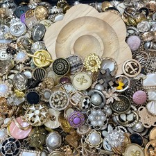 Vintage-now Estate Sale Style Buttons Lot 50p Various Sizes Shapes Colors Types picture