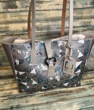 NEW Disney Dooney & Bourke Disney 100 Years 🎉Annual Passholder Tote Ltd Ed picture