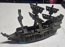 Pirates of the Caribbean Flying Dutchman Small Ship Davy Jones Full Ship picture