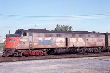 AMTRAK 433 at RENSSELAER NY in 78 ORIGINAL KODACHROME SLIDE picture