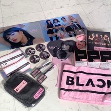 BLACKPINK 2019-2020 World Tour Goods Lot Collectible 15+ picture