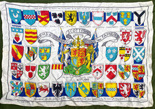SCOTTISH CLANS AND FAMILIES vintage wall hanging or tea towel ARMS OF THE CHIEFS picture