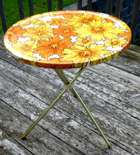 Vtg 70s LaVada Flower Power Patio Side Table Metal Tripod Legs 19