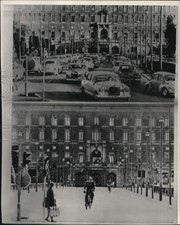 1967 Press Photo Traffic blocked off in front of royal palace in Stockholm picture