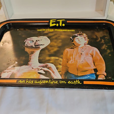Vtg 1982 E.T. Extra Terrestrial Metal Folding TV Tray In His Adventure On Earth picture