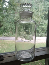 EARLY 1900 NORTON RR ALUNDUM APOTHECARY STOPPER ABRASIVES BOTTLE WORCESTER,MASS picture