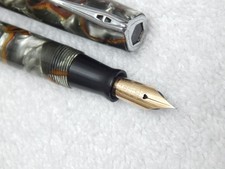 LOT# 108B. VINTAGE WATERMAN 'S 3V FOUNTAIN PEN. XXF FLEX NIB. picture
