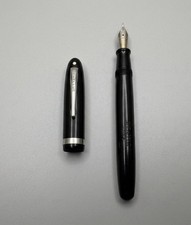 Vintage Sheaffer Fountain Pen – Black – Made in Fort Madison, Iowa (1950s–1960s) picture