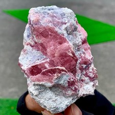 259G Natural rhodochrosite crystal mineral specimen healing - museum Grade picture
