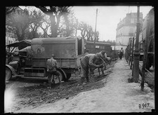 Photo:Chateau-Thierry France 1919 German Prisoners Rebuilding Street Scene picture