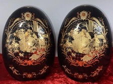 Pair of (2) LARGE VTG Chinese Porcelain Decorative Eggs Black/Gold 8.5