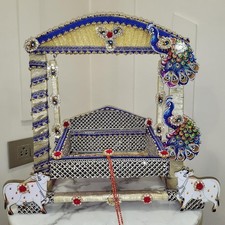 Meenakari Singhasan Jhoola Swing Palana Laddu Bal Gopal Krishna Thakur Ji Idol picture