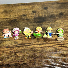 Strawberry Shortcake Vintage 1982 Mini Figurines Lot of 7 Painted Plastic picture
