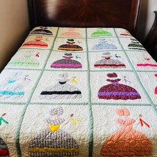Vintage Quilt 1982 Dress Sue Pattern . Hand stitched, hand appliqué. picture