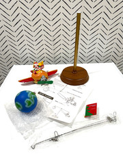 Vtg 1998 Possible Dreams McDonald's In Flight Delight Motorized Display Pristine picture