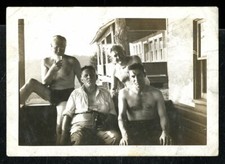 Vintage Photo SHIRTLESS MATURE MEN SUGGESTIVE POSE | Gay Interest picture