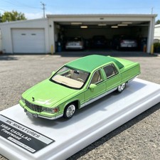 1:64 1993 Fleetwood West Coast Show Edition Diecast Alloy Model Collection picture