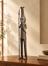 This is a Bronze Elongated Royal Warrior/ Court Guadian picture