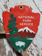 VINTAGE NATIONAL PARK SERVICE PORCELAIN SIGN OLD FOREST RANGER STATION ARROWHEAD picture