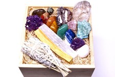 Abundance Premium Crystal Set : Wooden Logo Box picture