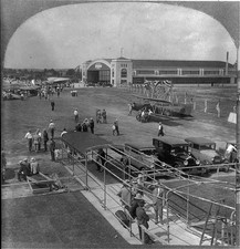 Photo:Columbus Ohio 1929 Air-Rail Trip Flying Field Spectators Bi-Plane picture