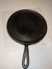 Wagner Ware Sidney O-No. 9 Cast Iron Griddle Skillet 1109C Vintage 1924-35 picture