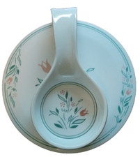 Eurita Reston Lloyd Footed Trivet & Spoon Rest Melamine Dusty Rose Tulips Greens picture