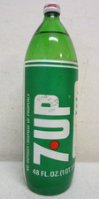 VINTAGE 1970's-80's NOS 7UP SODA STYROFOAM LABEL 48OZ GLASS BOTTLE UNOPENED FULL picture