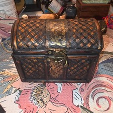 Small Vintage Wooden Bamboo Crosshatch Chest Trinket Box Keepsake Case picture