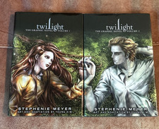 Twilight Graphic Novels Vol 1 & 2  Stephenie Meyer OOP 1st Edition 1st Printing picture
