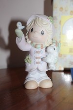 ENESCO PRECIOUS MOMENTS THE FUTURE IS IN OUR HANDS FIGURINE (2000) ANNUAL EDTN picture