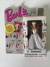 Vintage Barbie Keychain Wedding Day Blonde by Basic Fun for Mattel 1997 New  picture