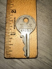 Antique Key: Yale & Towne #4H251 Brass Key Original picture